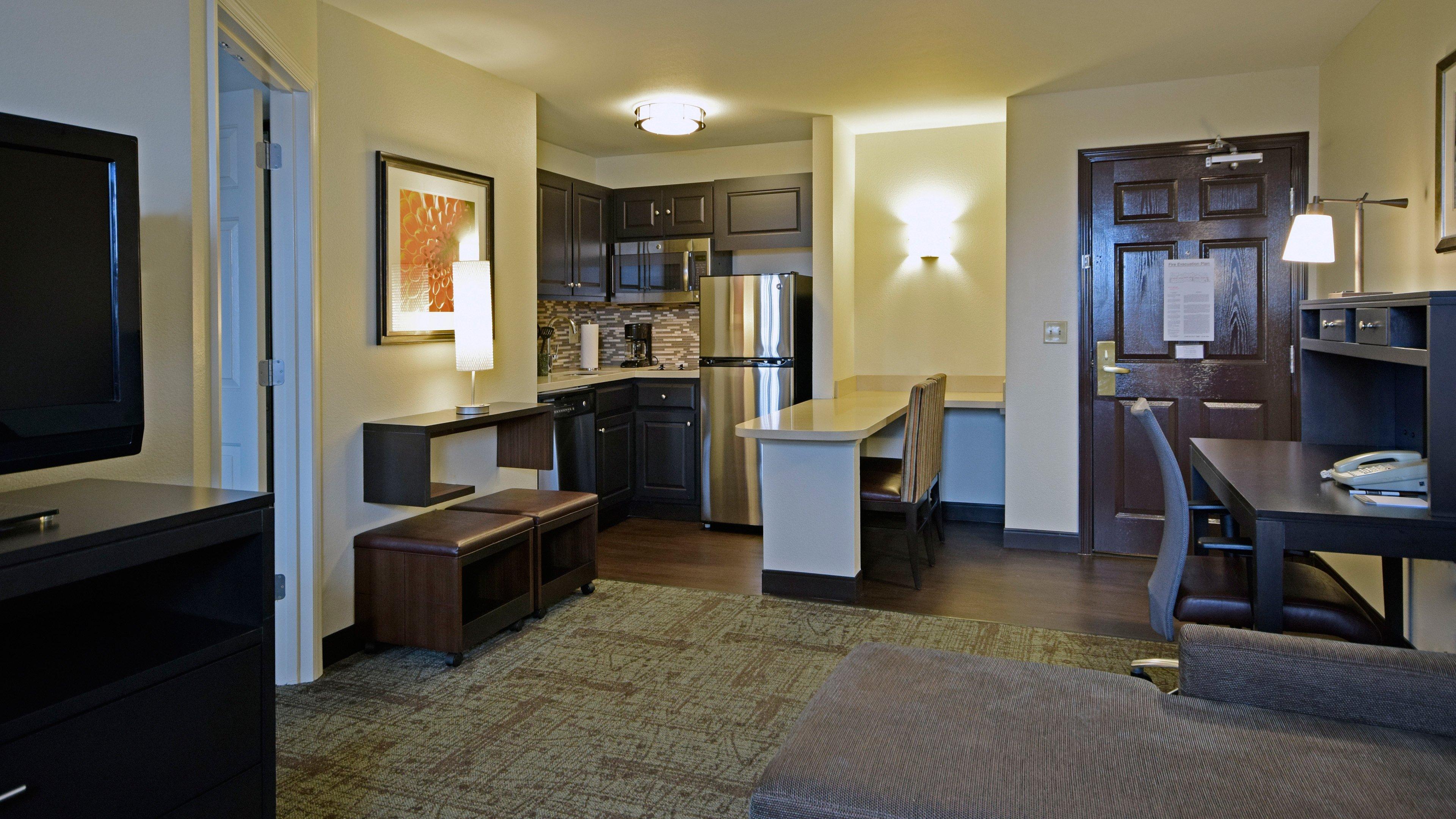 Staybridge Suites - Cincinnati North By Ihg Уэст-Честер Экстерьер фото