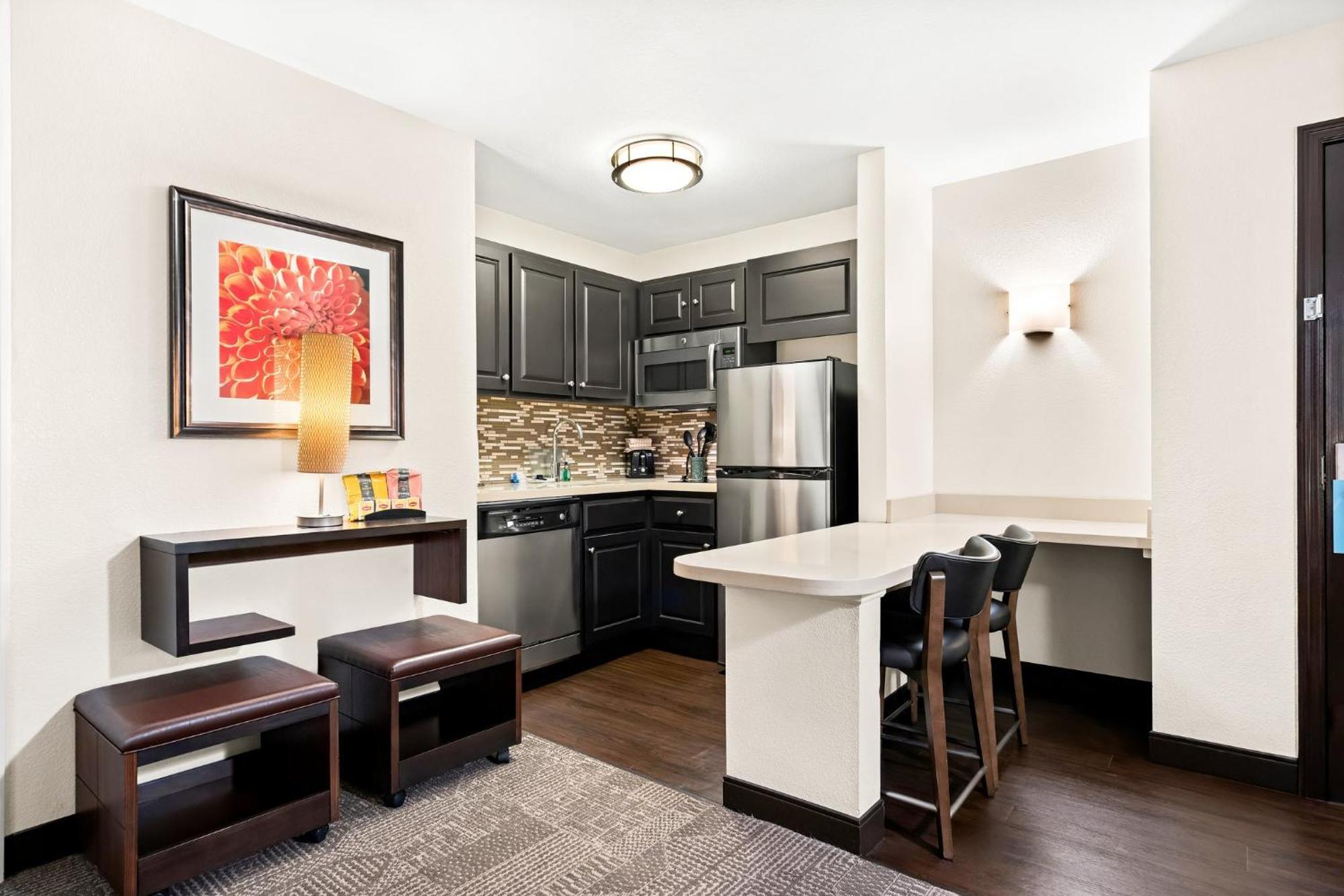 Staybridge Suites - Cincinnati North By Ihg Уэст-Честер Экстерьер фото