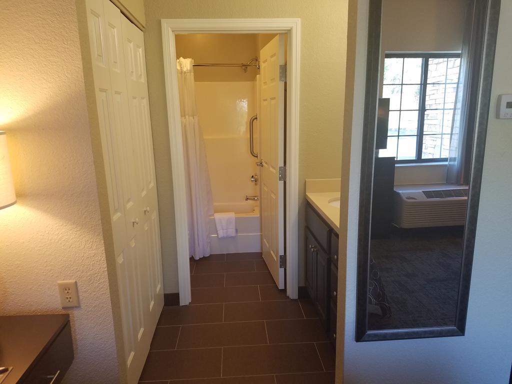 Staybridge Suites - Cincinnati North By Ihg Уэст-Честер Экстерьер фото